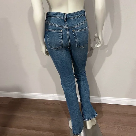 ZARA Jeans slit hem - Picture 2 of 3